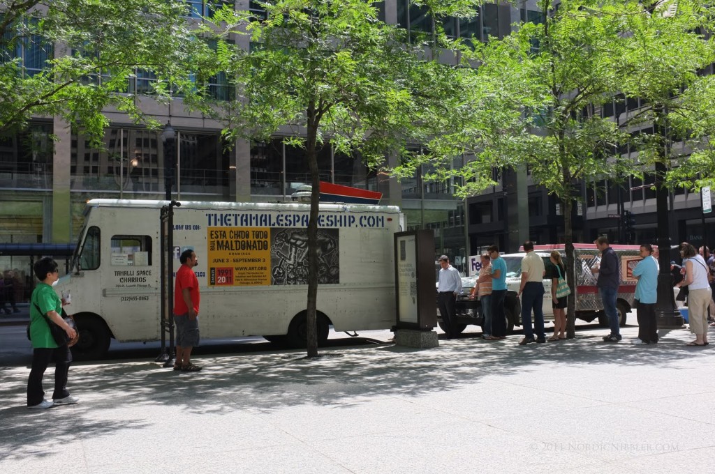 Chicago Food trucks (Image source-http://www.nordicnibbler.com/)