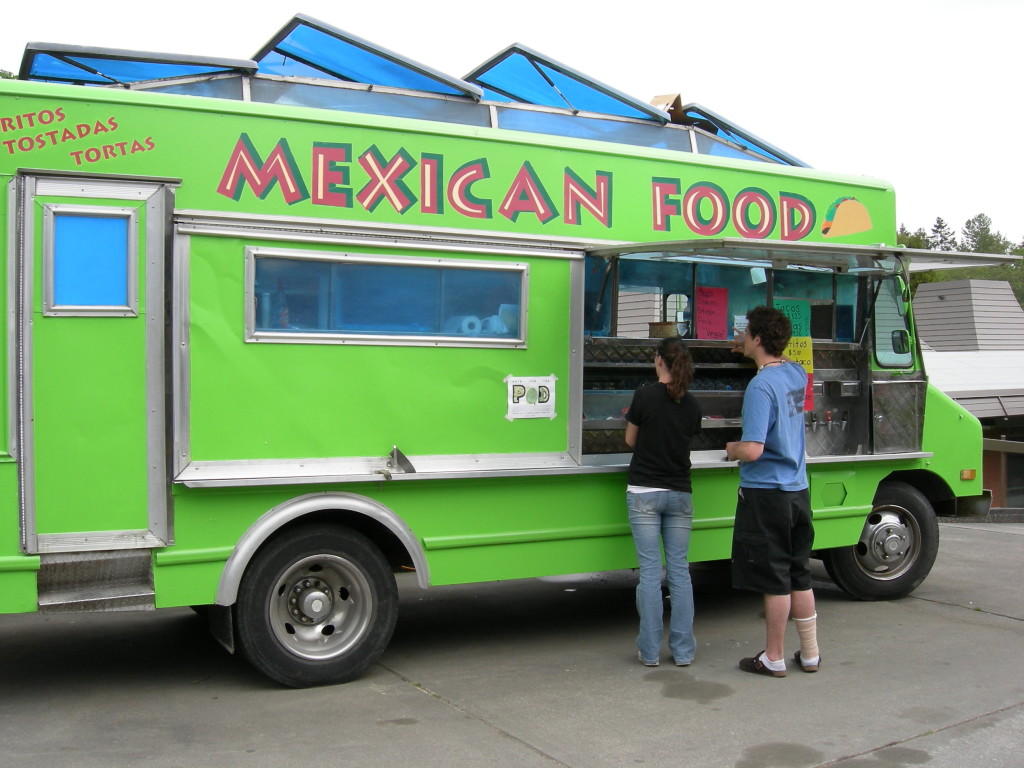 Shoreline CC taco truck