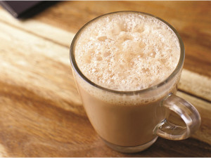 Teh Tarik Malaysian beverage/ Malaysian foods