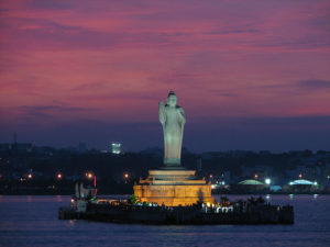 Hussain Sagar Lake, Hyderabad Image courtesy- Alosh Bennett, Flickr