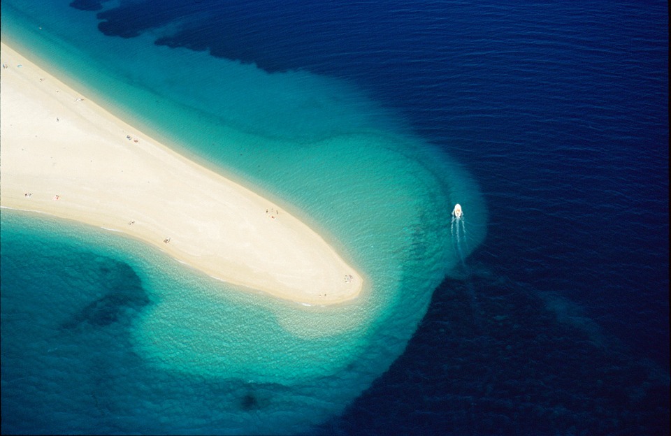 Zlatni Rat Beach, adventurous activities in Croatia