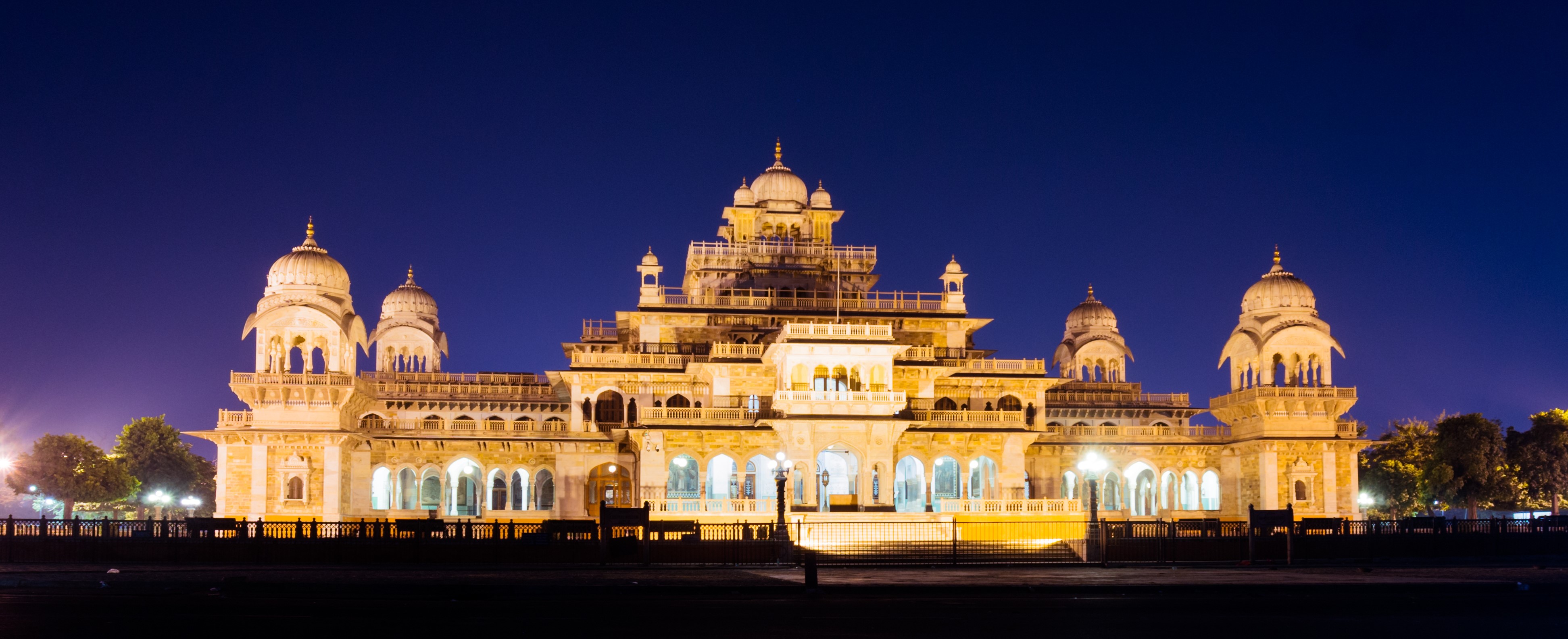 Tourist places you should visit in Jaipur - Best Places of Interest