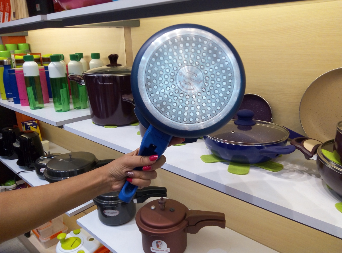 Bottom of the cooker