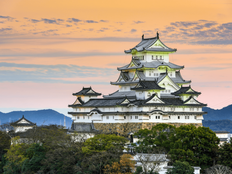 Take photos in these breath-taking places in Japan