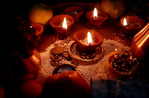 What to gift this Diwali?