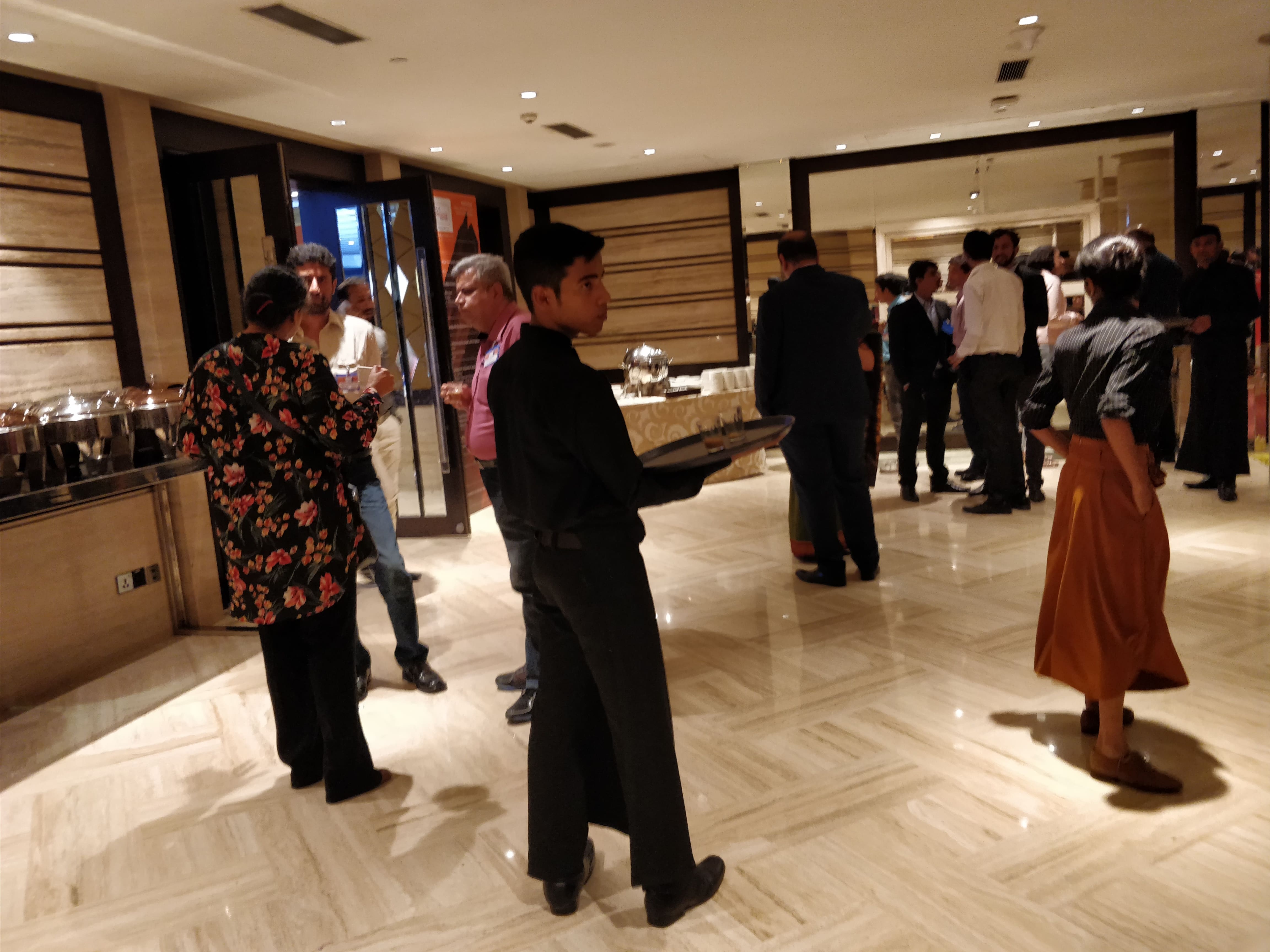 Networking at tea, knowledge factory