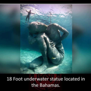 18 feet underwater statue in Bahamas, breathtaking places of the world