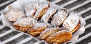Poffertjes, street food Netherlands