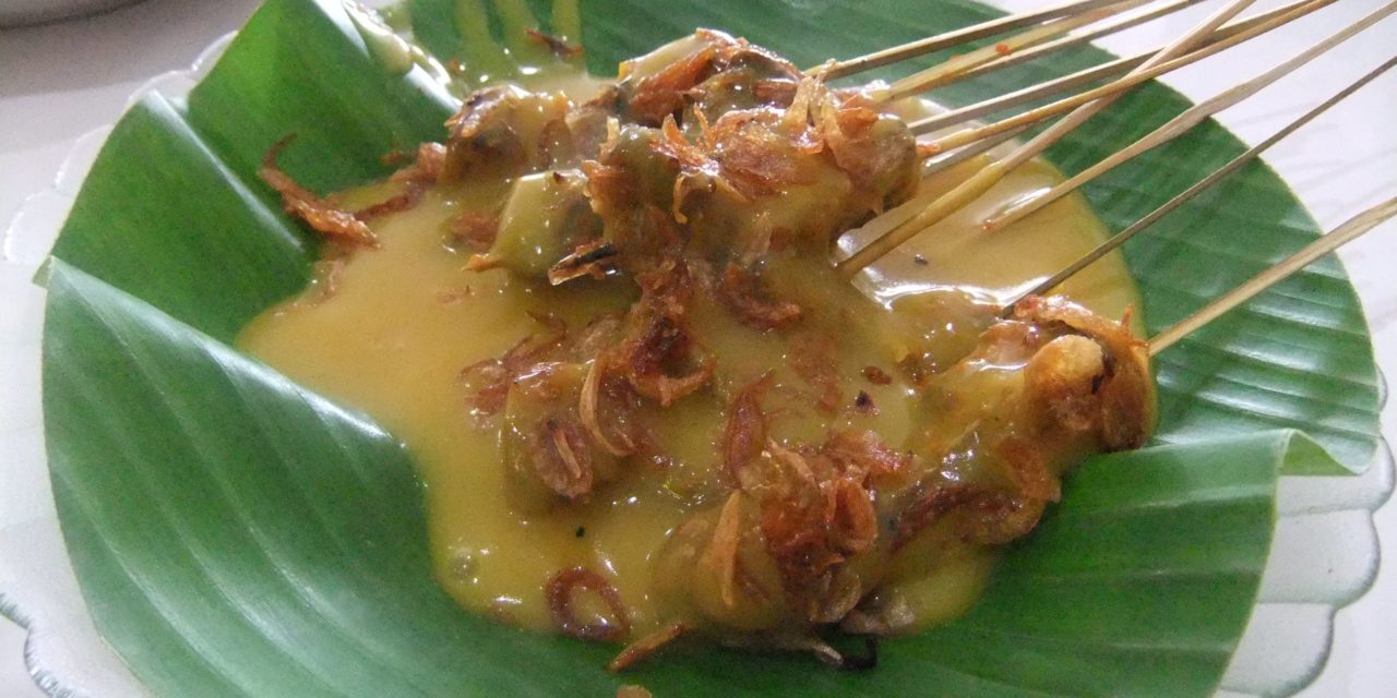 :Sate Padang Bundo Sati, street food Indonesia