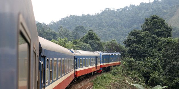 Different Types of Foods You Can Carry during Train Journey