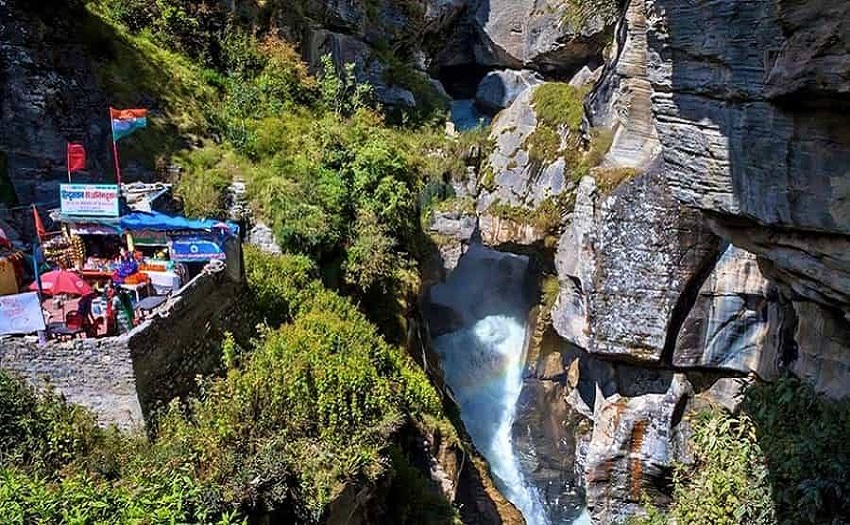 Bheem Pul, near Badrinath