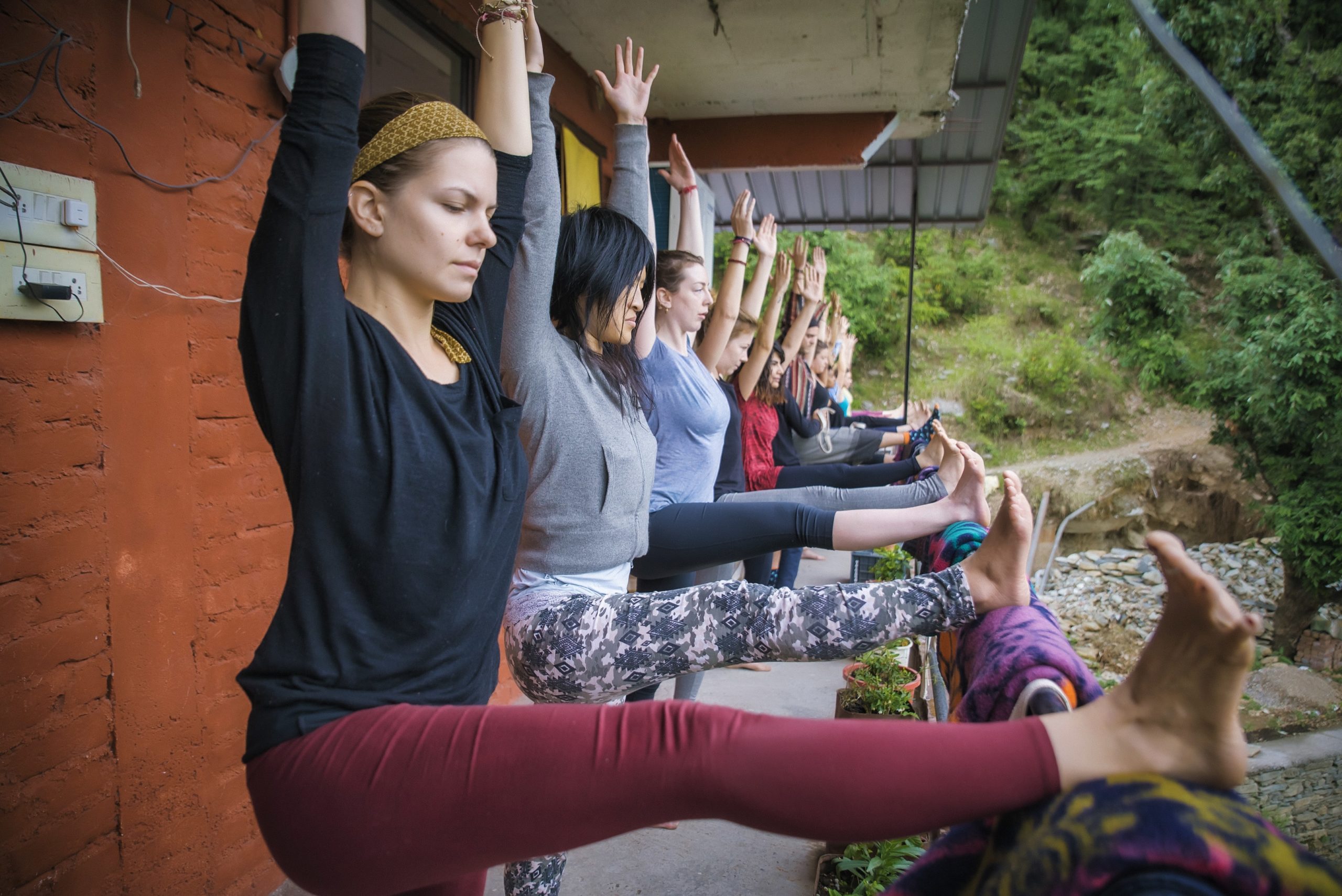 8 Unique Gifting Ideas for the Yoga Enthusiasts (other than yoga mats and yoga pants)