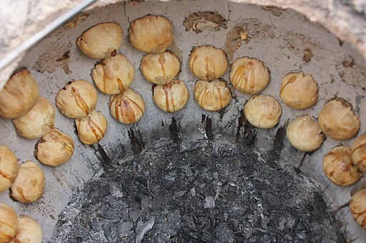 Silk Route Spring Food – Uzbek samsa baked in a tandoor oven